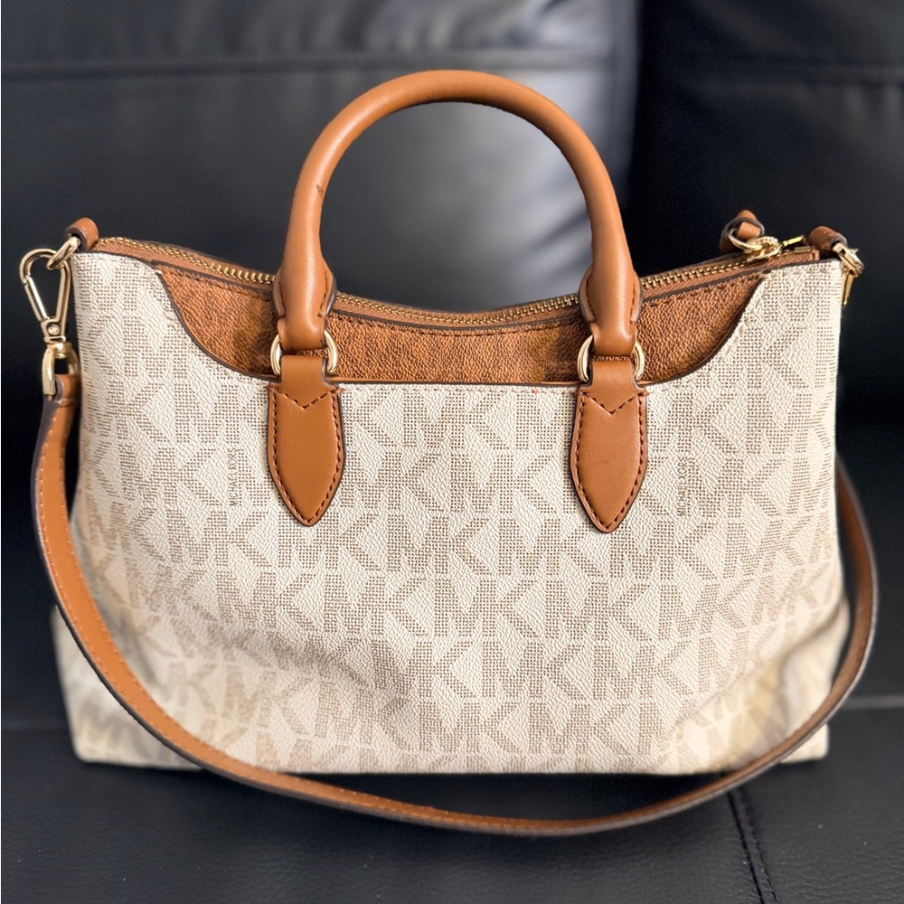 Michael Kors Mini Satchel Crossbody Vanilla MK Signature Brown Leather - Picture 5 of 8